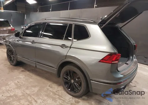 2022 Volkswagen Tiguan 2.0T Se R-Line Black z USA, uszkodzony, nr VIN 3VV8B7AX1NM111194